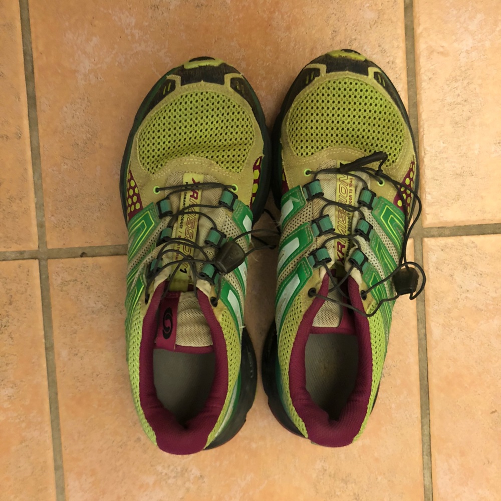 XR MISSION 1 Outdoors/Running Shoes SZ. 9.5